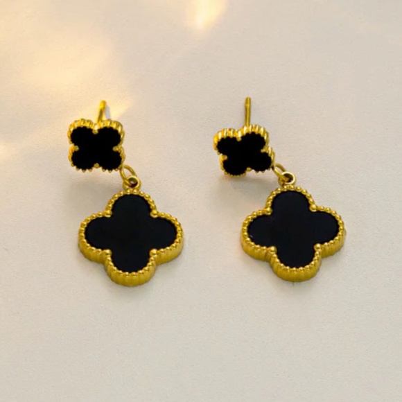 18K Gold Plated  Clover Earrings - Picture 1 of 1